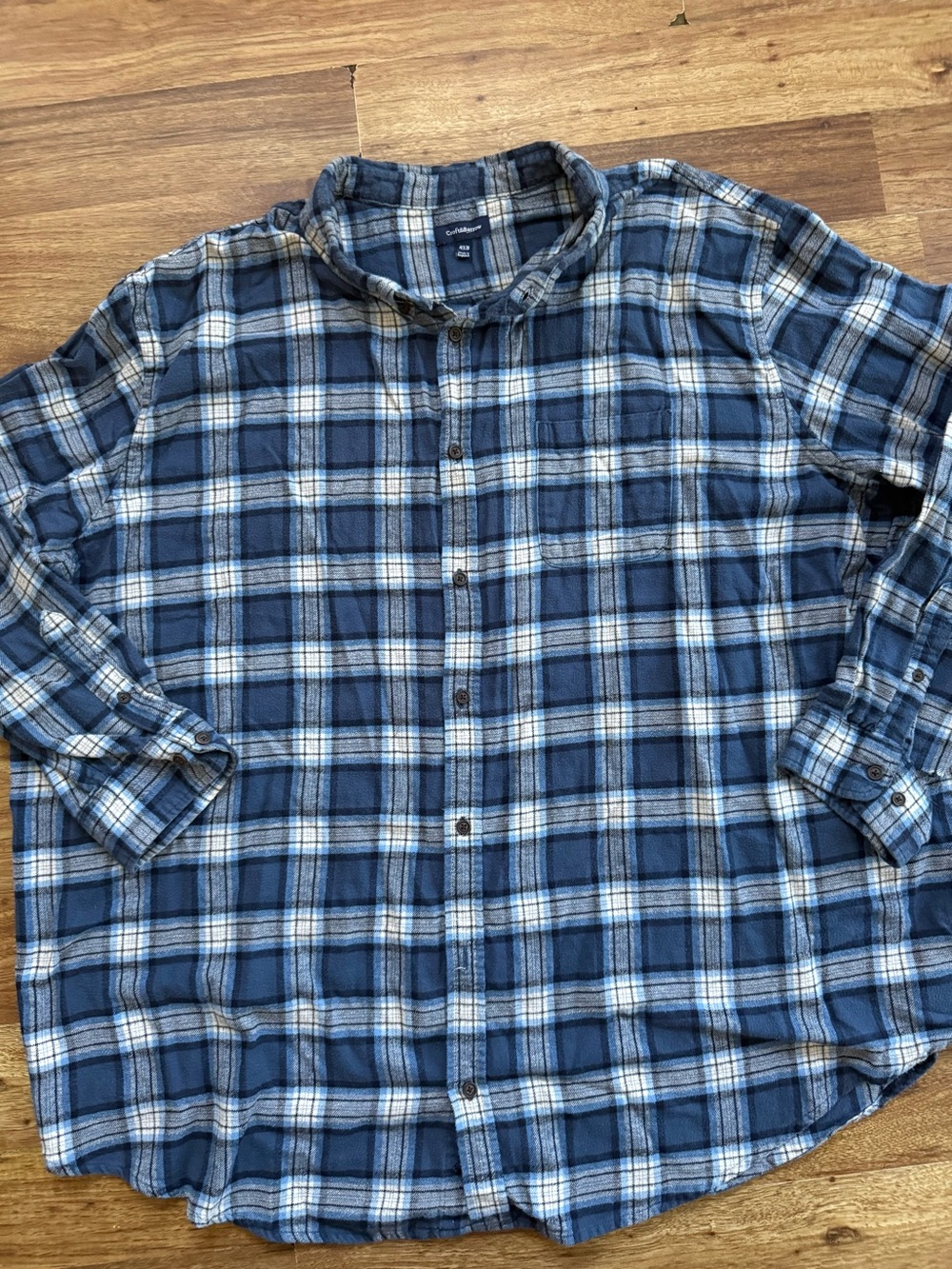 croft & barrow Navy and White Plaid Long-Sleeve Button-Down Shirt